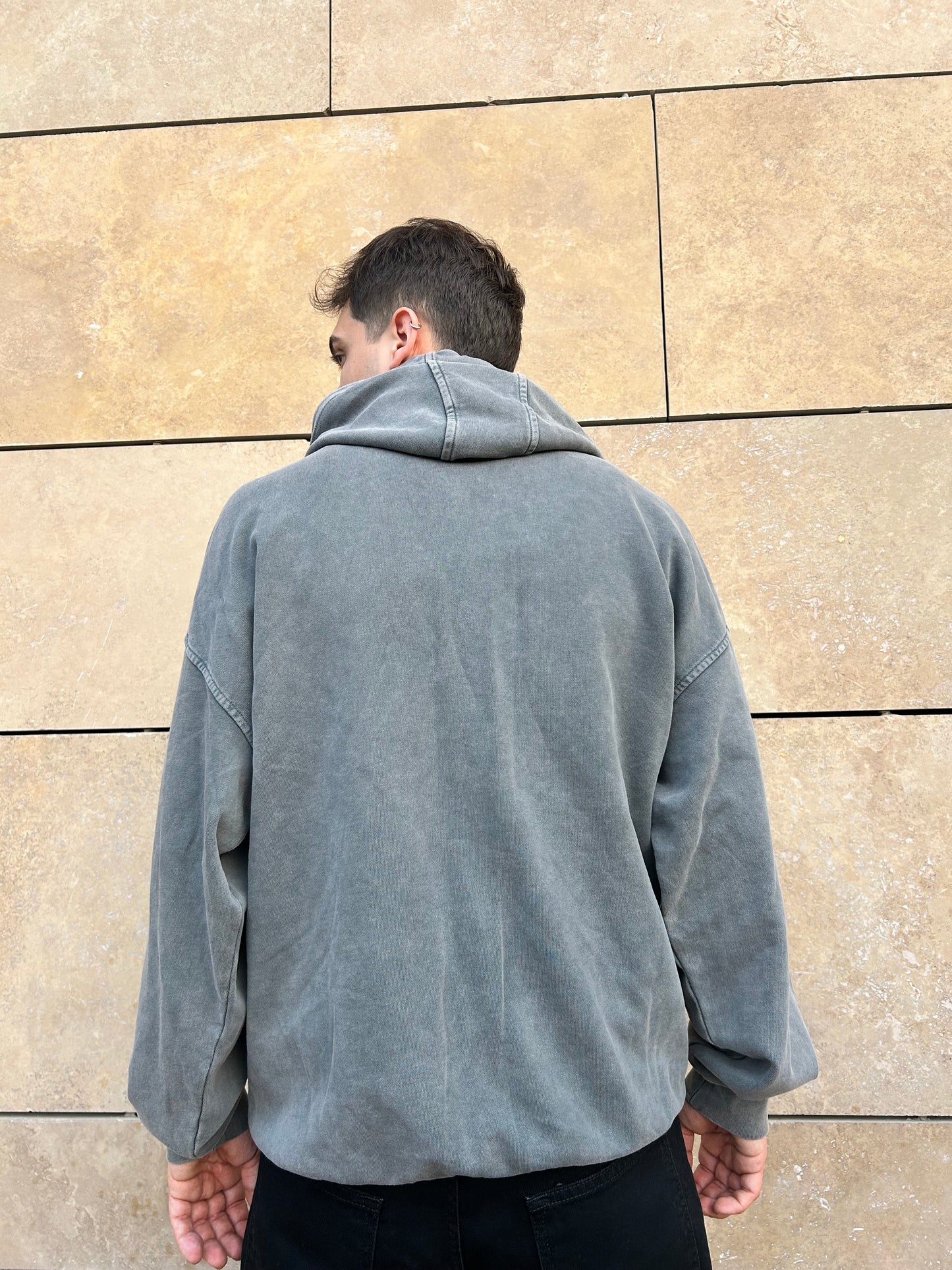 Gri Yıkamalı Kapüşonlu Oversize Sweatshirt