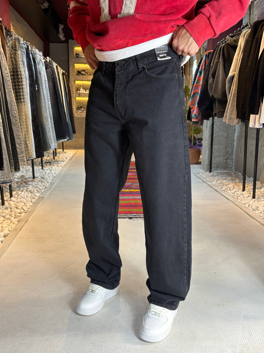 Siyah Taşlamalı Baggy Fit Jean
