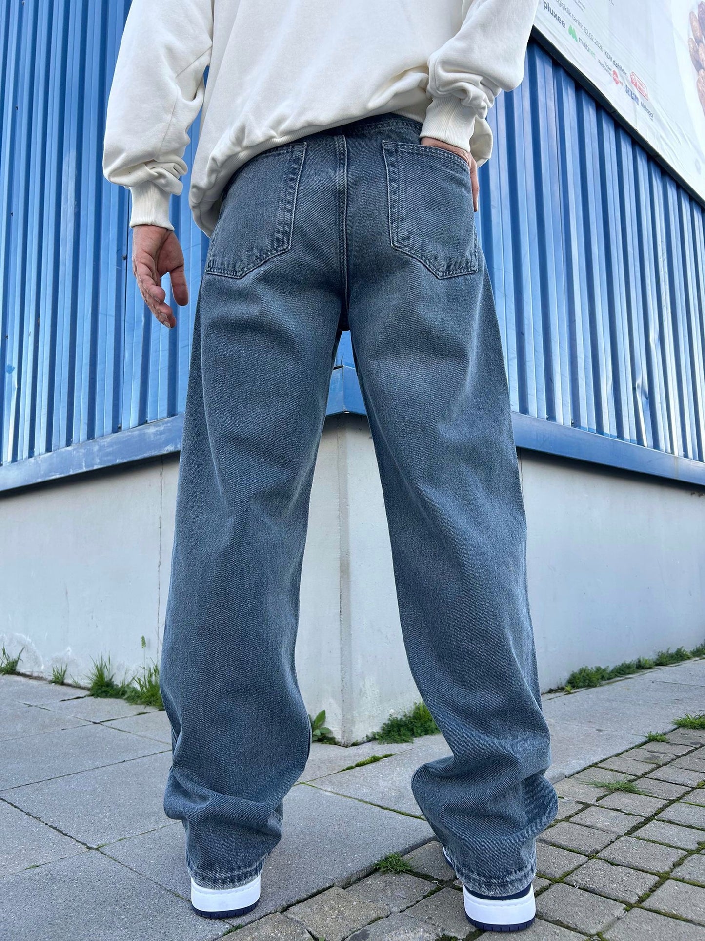 Gri Taşlamalı Baggy Fit Jean
