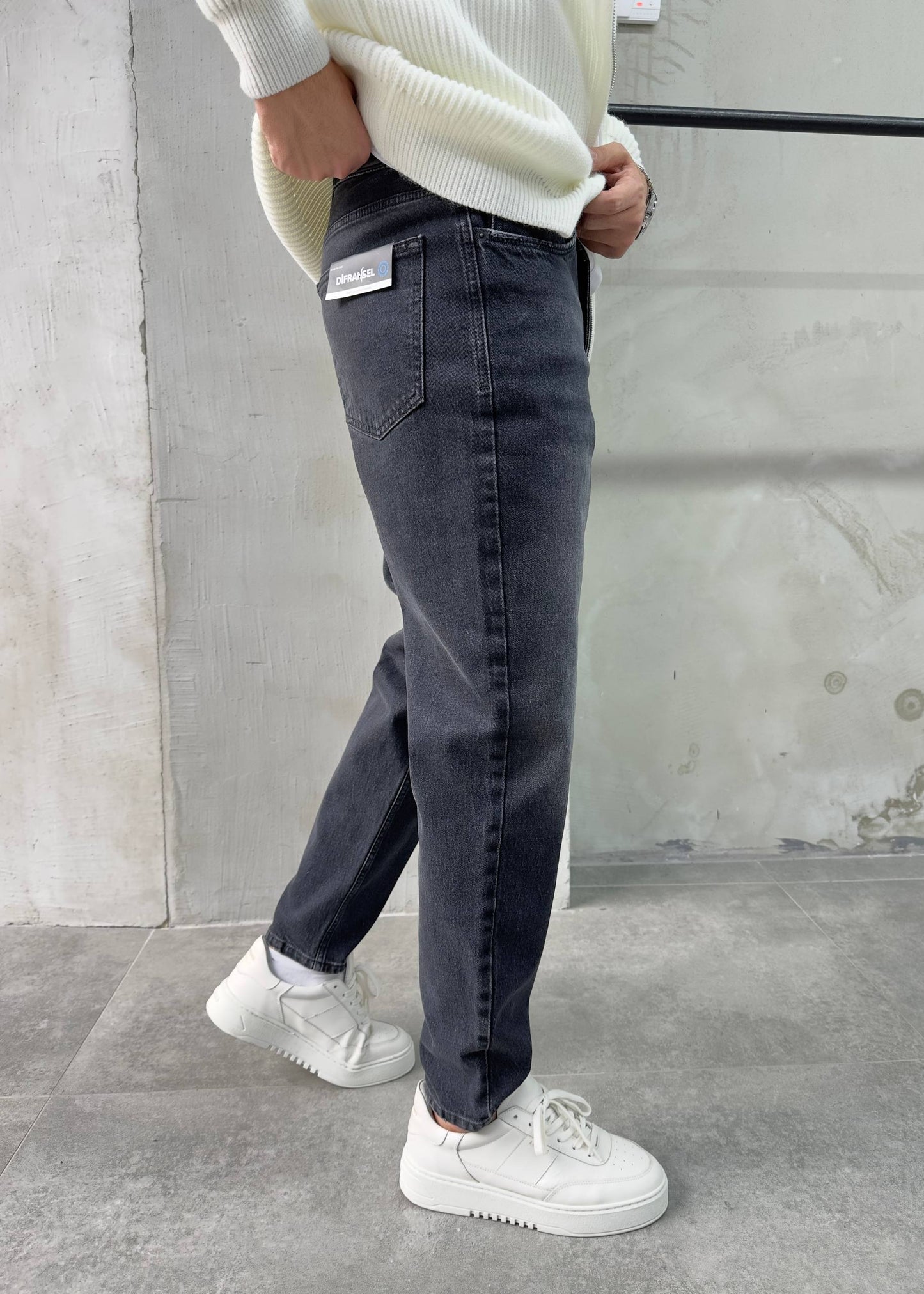 Siyah Yıkamalı Rahat Kalıp Boyfriend Jean Pantolon