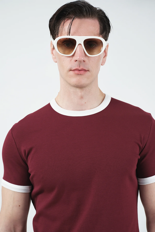 KONTRAST DETAYLI BİSİKLET YAKA BORDO T-SHIRT