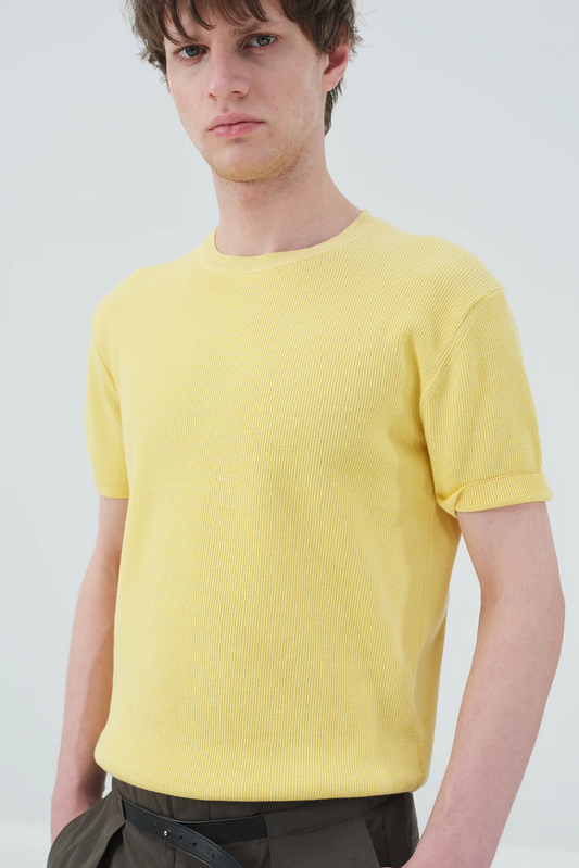 FİTİLLİ DOKULU SARI TRİKO T-SHIRT