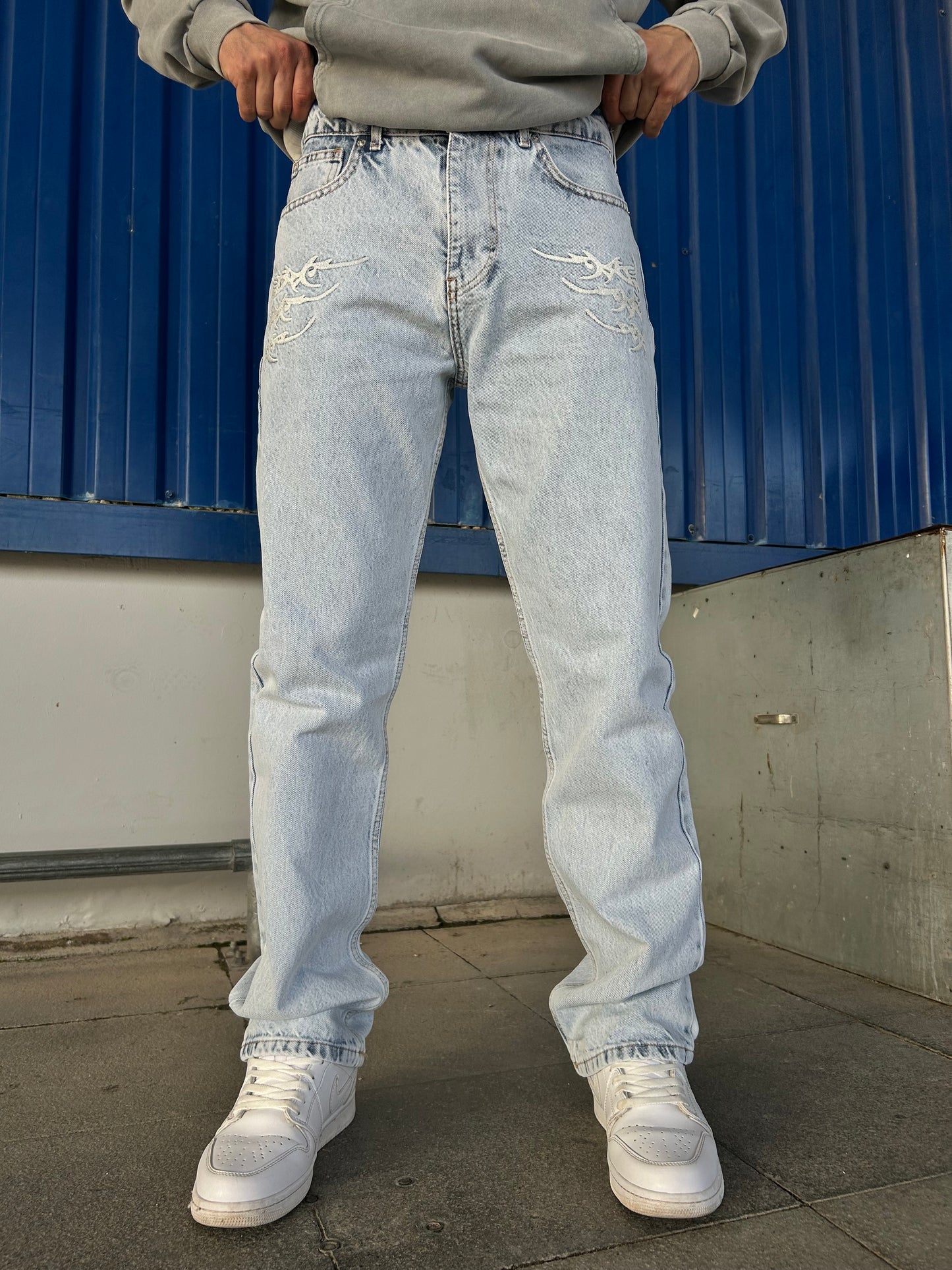 Açık Buz Mavisi Flame Tribal Nakış Detaylı Loose Fit Jean