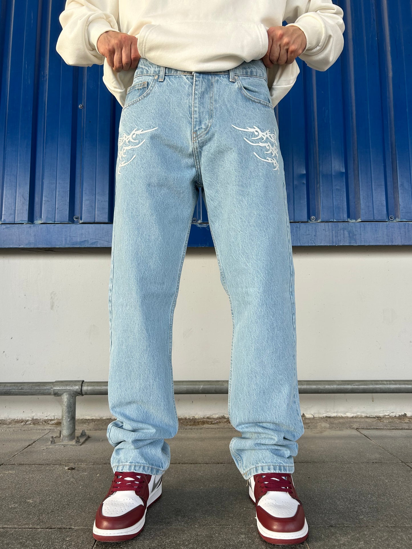 Açık Mavi Flame Tribal Nakış Detaylı Loose Fit Jean