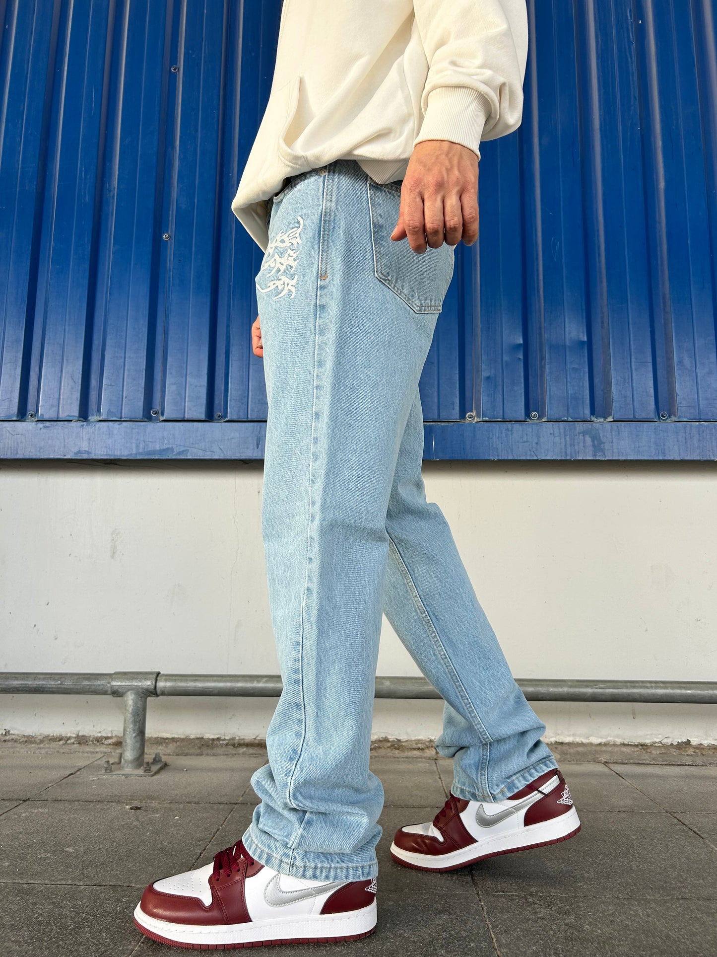 Açık Mavi Flame Tribal Nakış Detaylı Loose Fit Jean