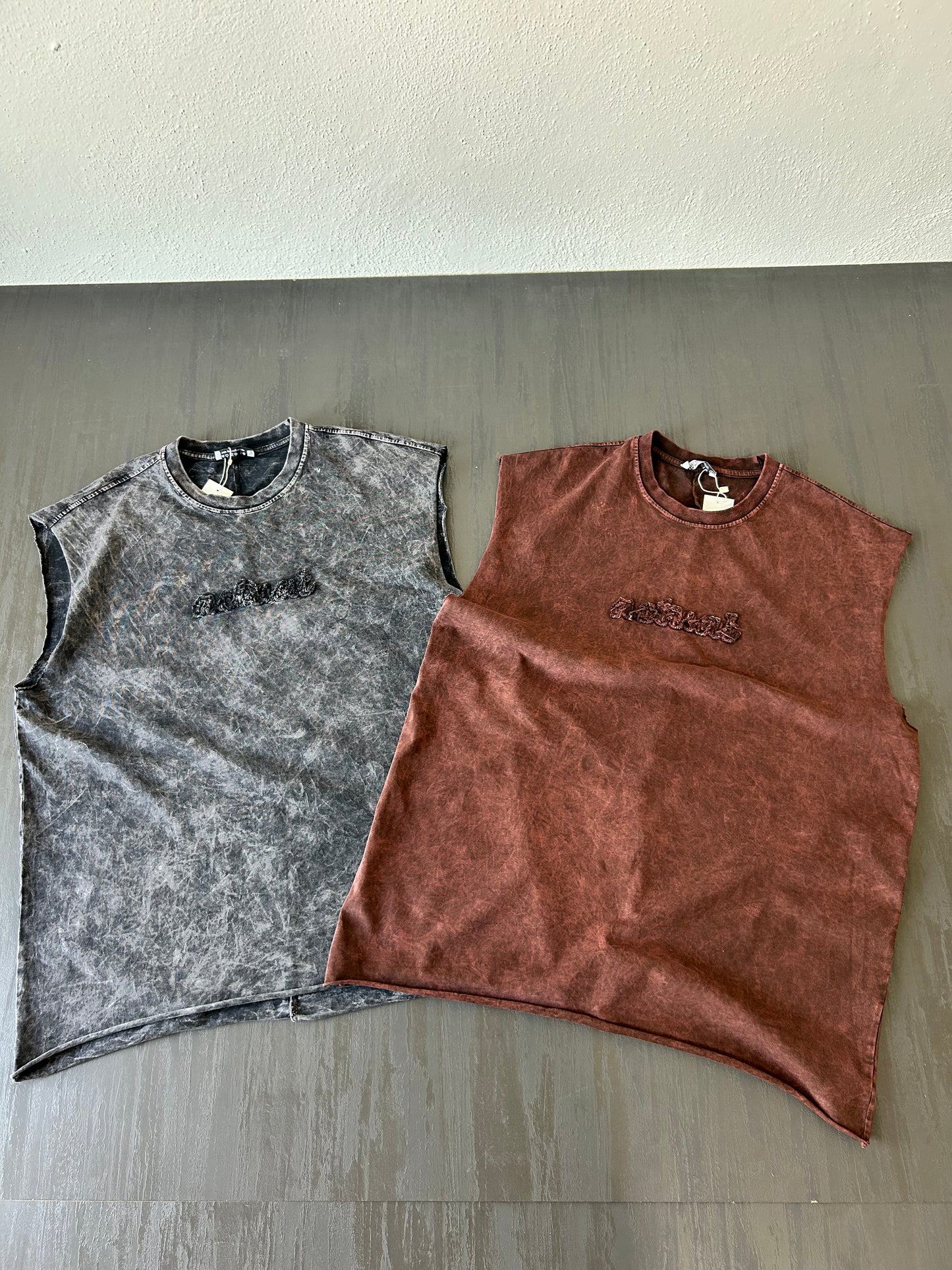 Bordo Washed Muscle Tee