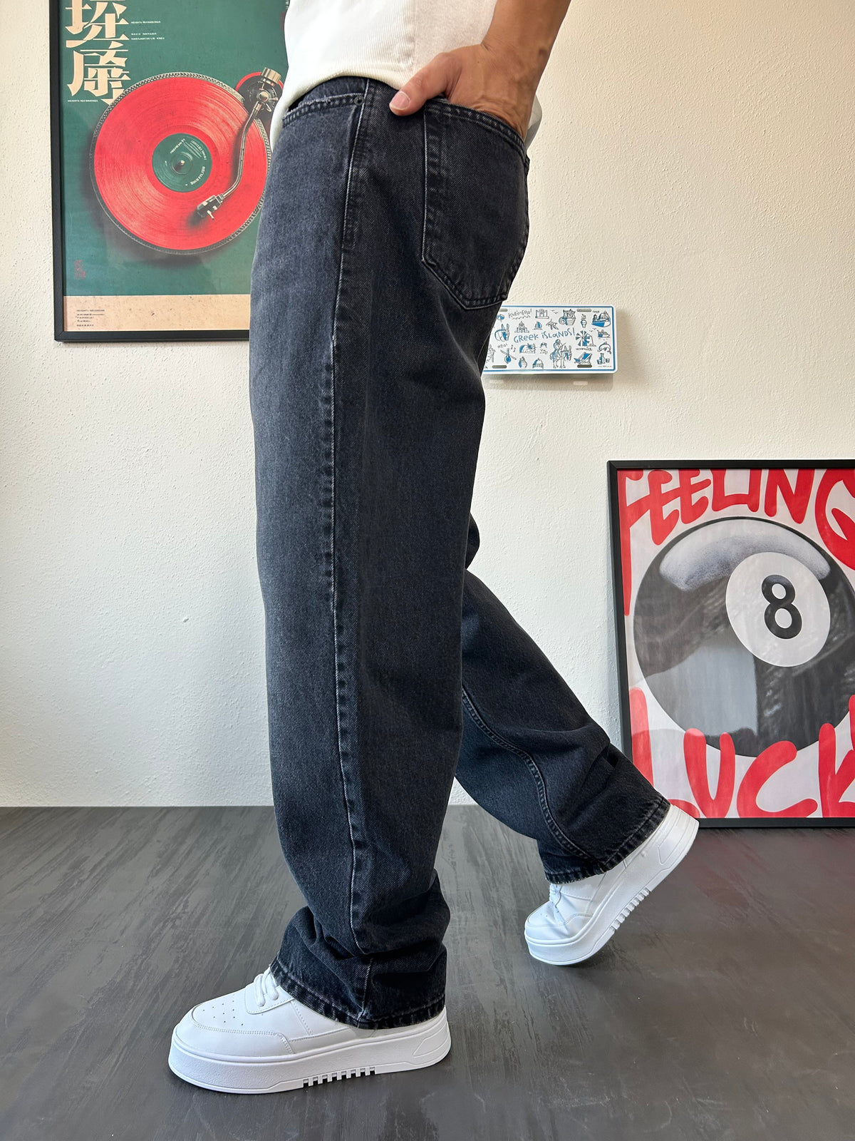Baggy Fit Siyah Yıkamalı Jean