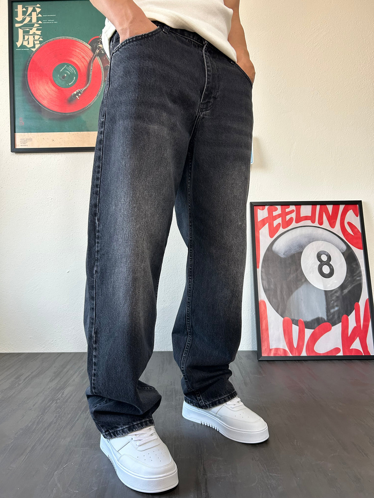 Baggy Fit Siyah Yıkamalı Jean