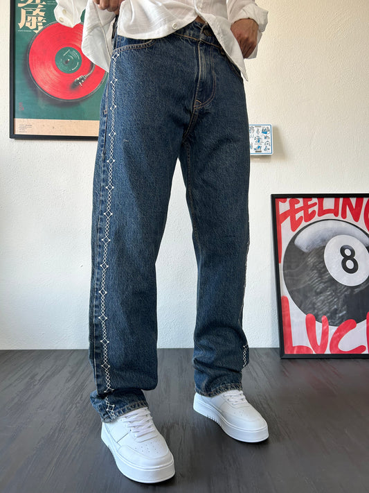 Nakış İşlemeli Baggy Fit Jean
