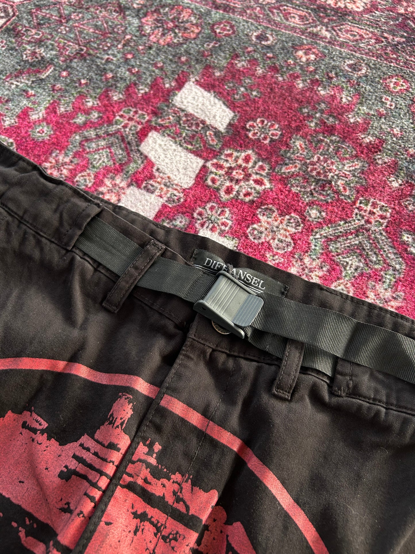 Crtz Beli Kermerli Kargo Pantolon Siyah-Kırmızı