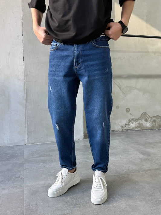 Yırtık Detaylı Rahat Kalıp Koyu Mavi Boyfriend Jean