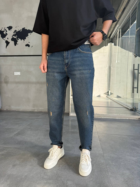 Yırtık Detaylı Rahat Kalıp TİNTLİ MAVİ Boyfriend Jean